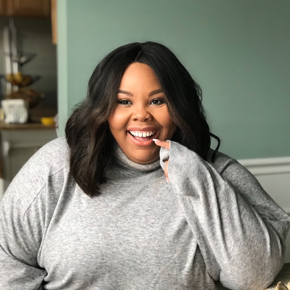Meet your Posher, Adrienne